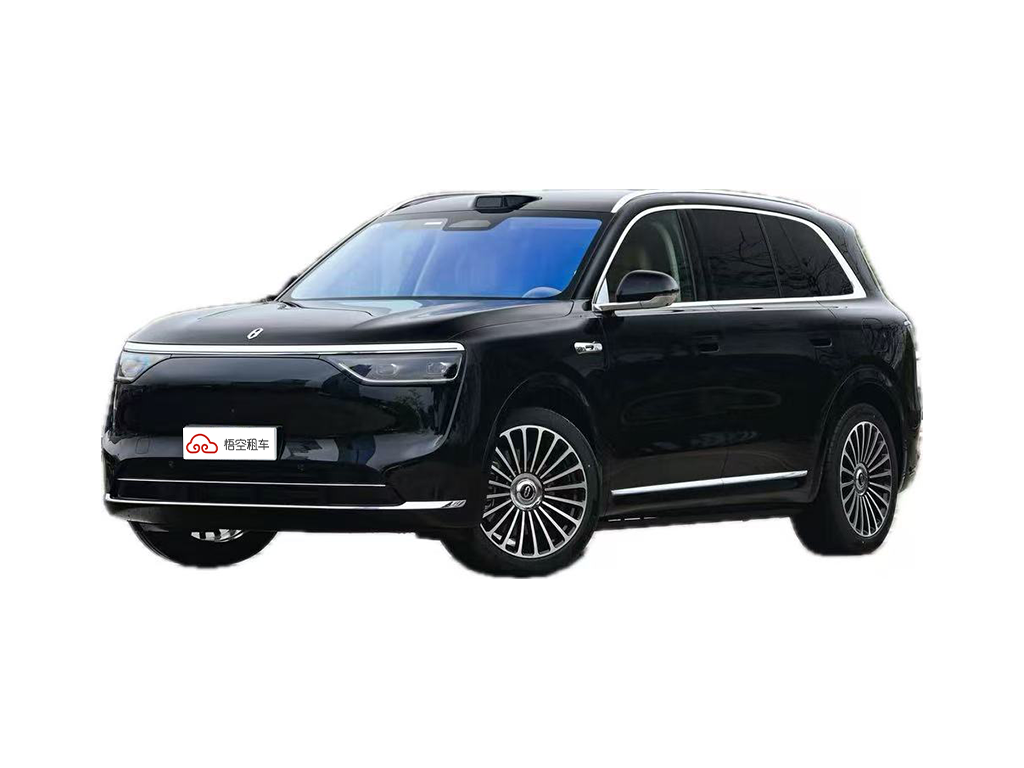 问界M8 2025款 增程Ultra版 53.4kWh 6座版